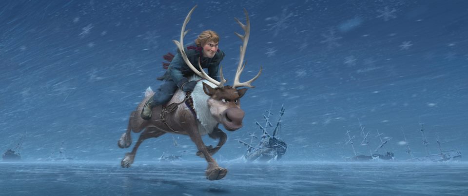 DisneyMusic's tweet photo. RUN, Kristoff, RUN!! 😰 #FrozenWeekend #Frozen https://t.co/eJsfpNq4Rs