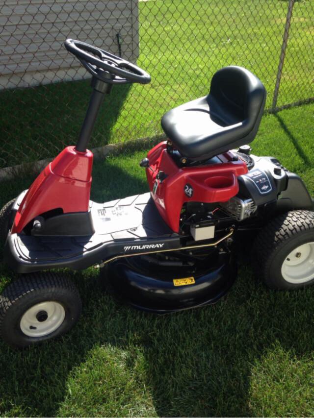 bhuro786's tweet photo. I like it! "24 Inch Murray Riding Lawn Mower " on #wallapop. Call please. 773 354 2194.  https://t.co/c4rVpTGl8T https://t.co/XgFv4N6LWR