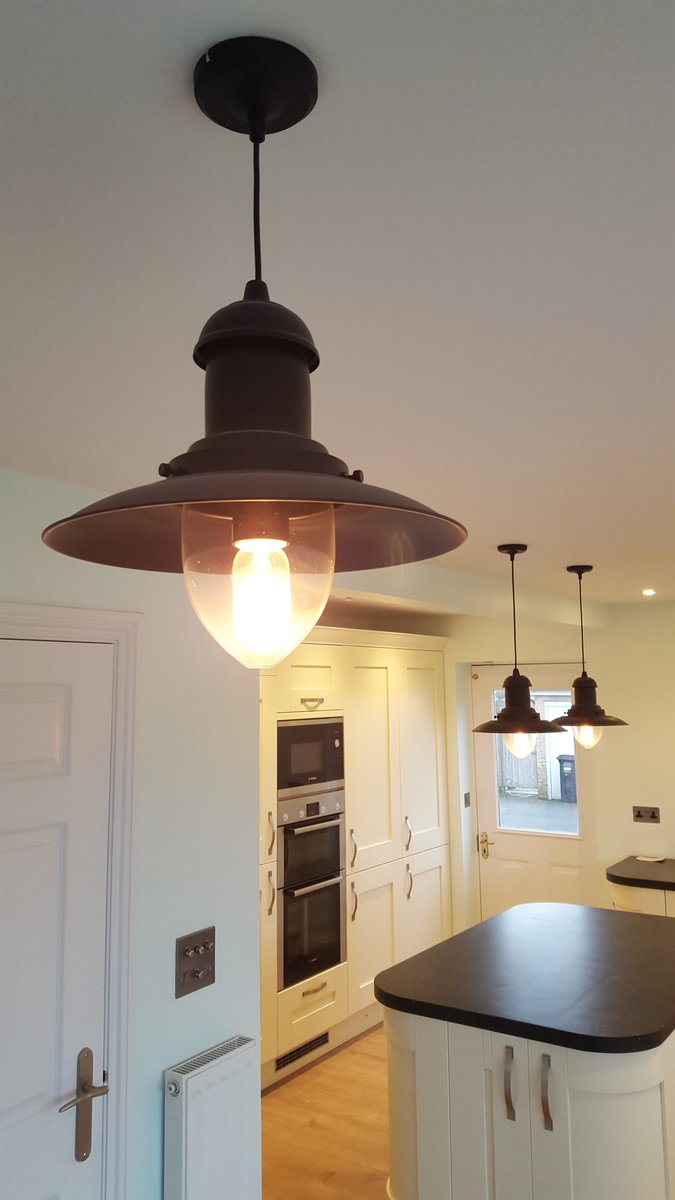 Imperia_build's tweet photo. House renovation #kitchen #luxury #lighting https://t.co/3ojnVhvxXs