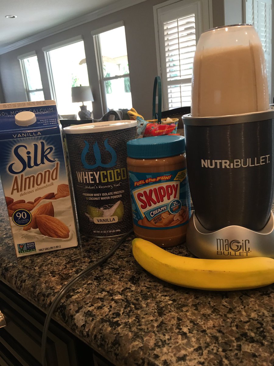 _christiancraig's tweet photo. I HIGHLY suggest my concoction. You can thank me later! https://t.co/ki9CxWjism