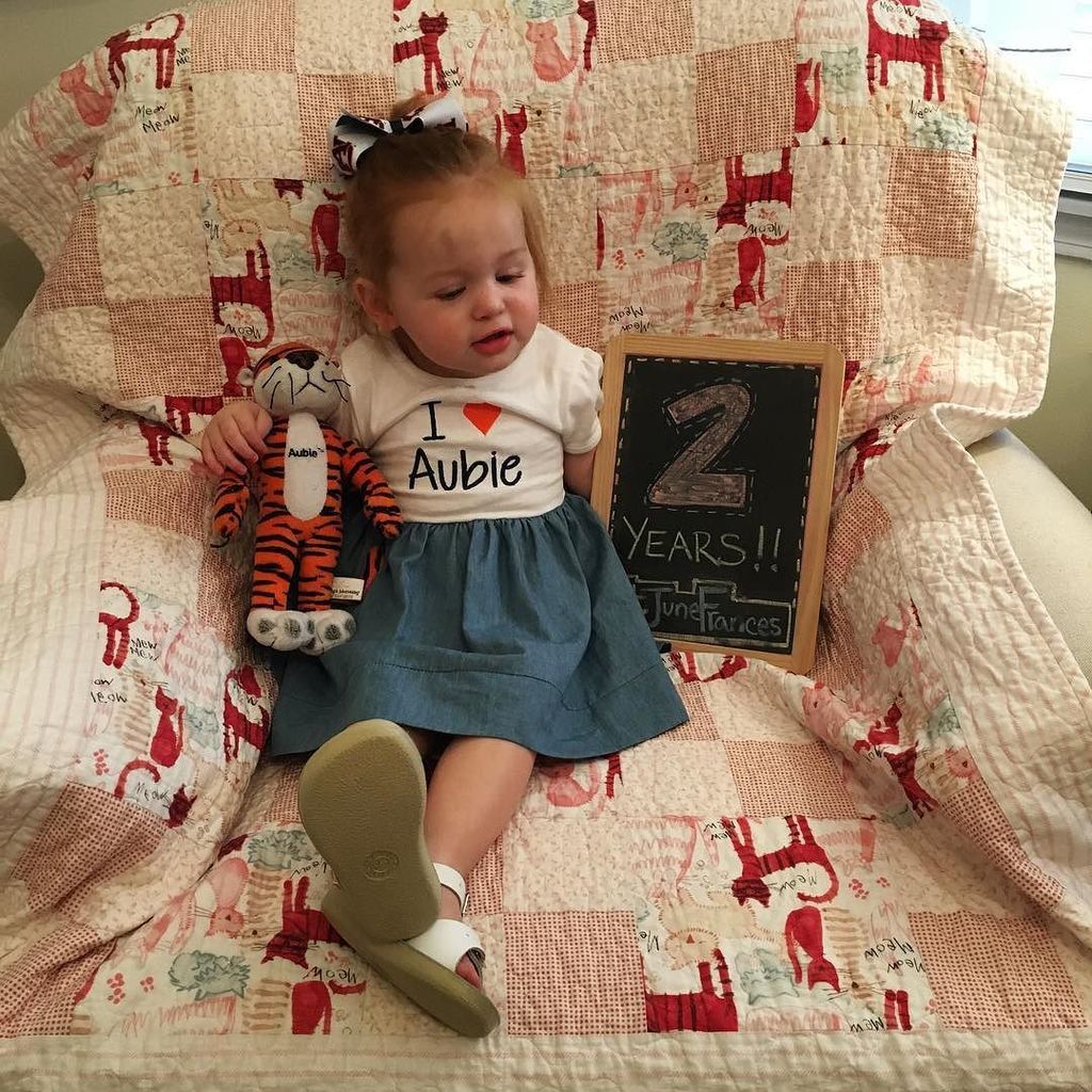 AbagailHamilton's tweet photo. T W O year kitty quilt picture πππ #JuneFrances #junebythemonth (wasn't interested in smiling) https://t.co/rVVLNRCEIQ