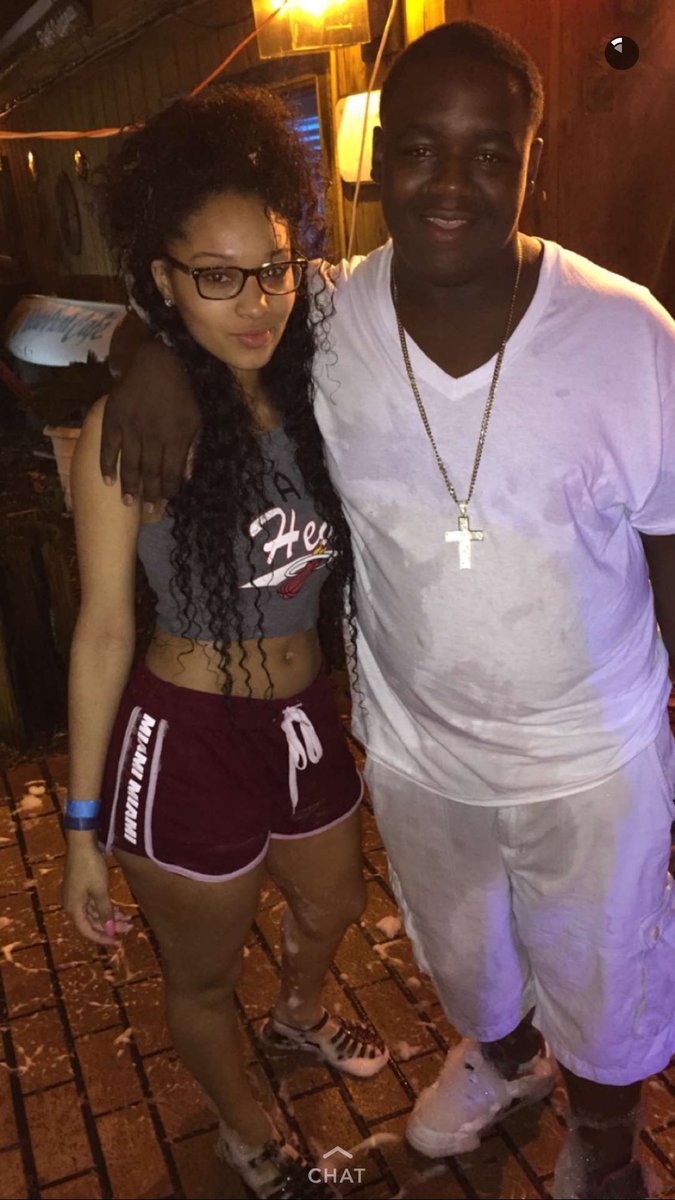 niceassstar's tweet photo. #PCB2K16 this ain't nothing yet 🤘🏼😝 https://t.co/JUEok3kYXt