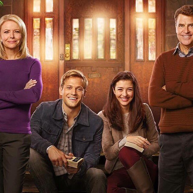KarenKingsbury's tweet photo. Thank you all for watching #TheBridgePart2 tonight on @hallmarkchannel ... The entire cast was tremendous!! Amazing! https://t.co/Keu1jVzBHK