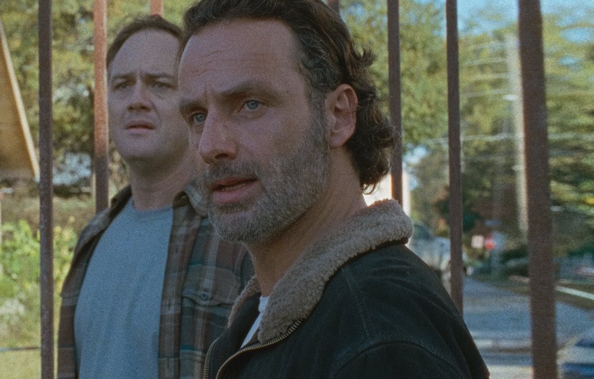 Hanny_Nanny's tweet photo. Leaving Alexandria to go after Daryl and Carol

#TheWalkingDead #TWD #East #RickGrimes #Rick #Tobin #AndrewLincoln https://t.co/wE6T1oYOkb