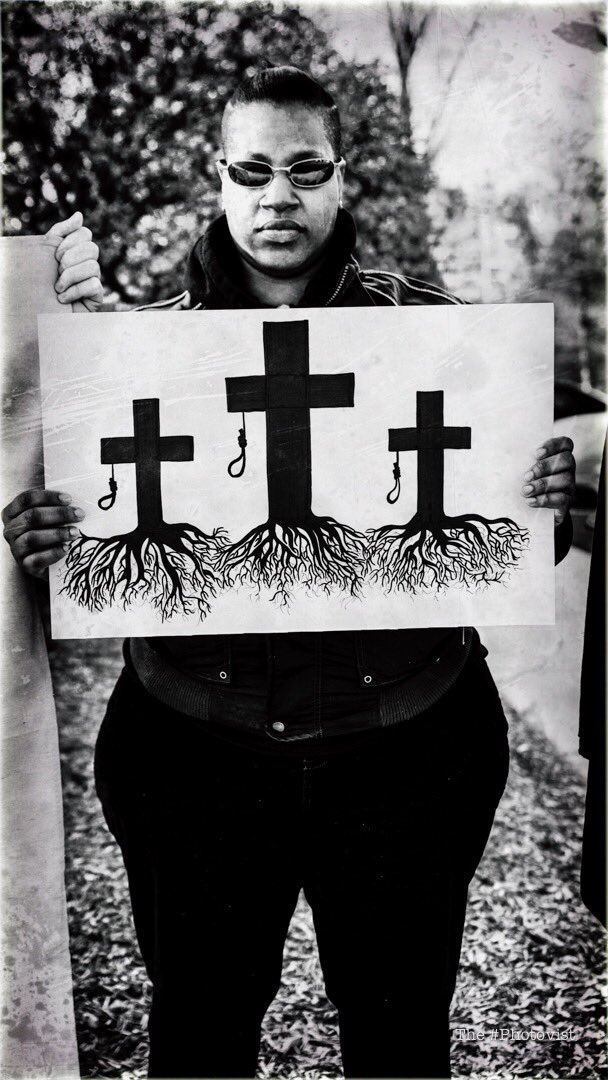 AaronWBanks's tweet photo. #ReclaimHolyWeek
-
#Easter #Photovist #STL #BlackLivesMatter #JesusWasRevolutionary #JesusWasRadical #protest #tbt https://t.co/eMXMhbvnAq