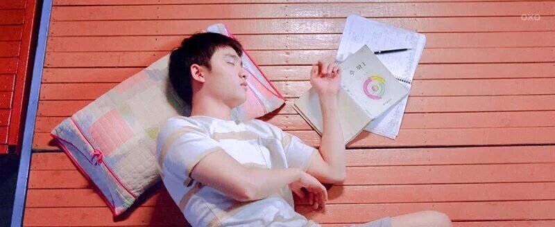kyungsoo_stan's tweet photo. When you fall asleep the minute you start doing your homework https://t.co/oXCTcNXS0M