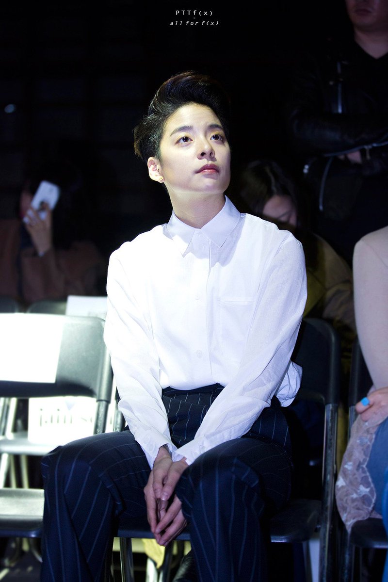 ajol_fx92's tweet photo. At Seoul Fashion Week. https://t.co/uKVtS5dAZD