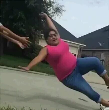 mxndesroses's tweet photo. "Taylor empezó a seguír a Madison"
"Mahogany va a participar del New Magcon"
"No se sabe si  Carter se va de Magcon" https://t.co/IayF1AQ6XS