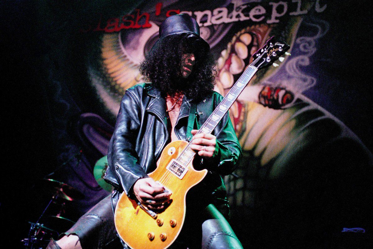 slash_mob's tweet photo. #SlashbackSunday
1995 with @Slash’s Snakepit https://t.co/O60VgMwrlP