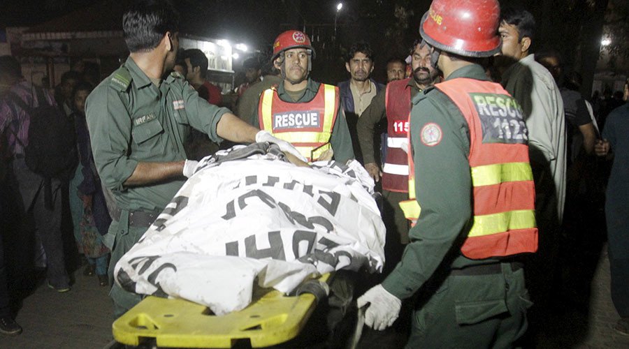 RT_com's tweet photo. Tears for Brussels but not Pakistan: How world (didn’t) react to #LahoreBlast https://t.co/qClDPoGylJ https://t.co/itJ2PAI1Yo