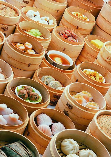 DimSumKing1's tweet photo. The more people you have and the more dishes you order, the better the experience will be for everyone. #dimsumclass https://t.co/El3isLRrMq