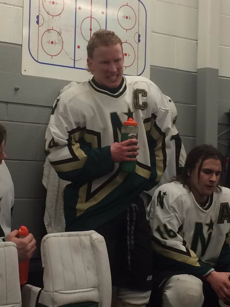 NezNorthstars's tweet photo. After the second stars still down 3-2. Stars look to there retiring players to step up big and ride this home https://t.co/CeJYjII0YD