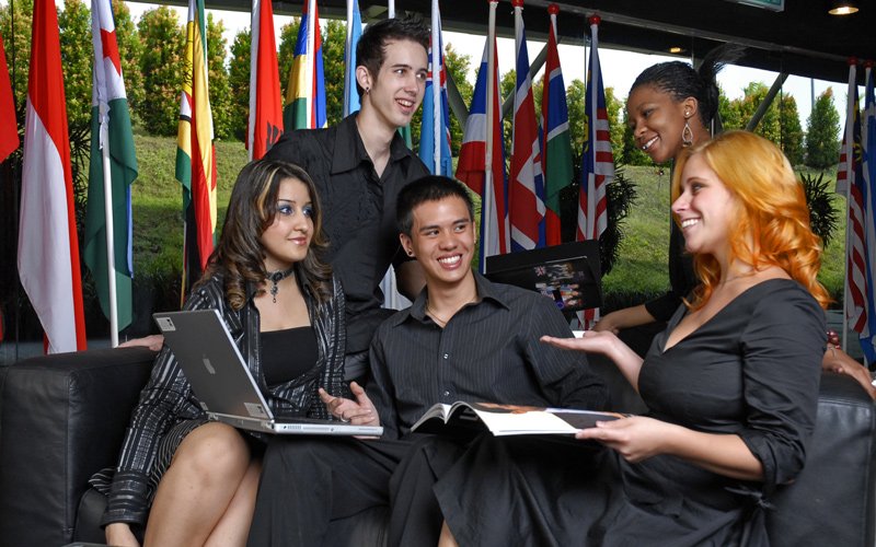 Program BA in International Business megajarkan mahasiswa menjadi pebisnis yang handal. buff.ly/1LSOaTe