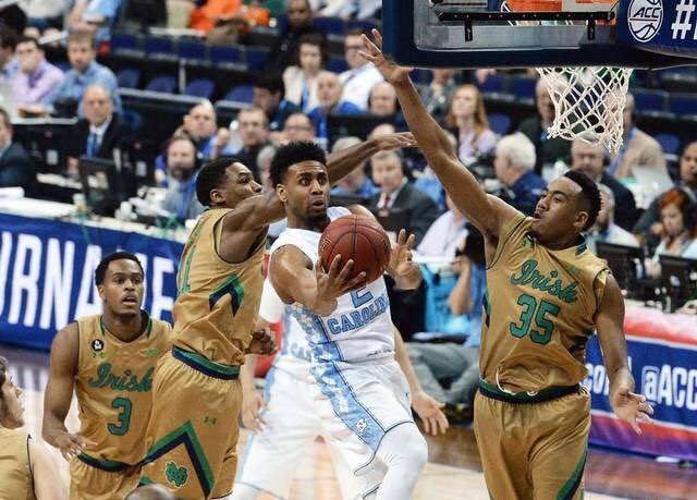 SPORTalkND's tweet photo. Let's go #FightingIrish☘ time to pick it up defensively and shutdown this run UNC is on! #NDvsUNC https://t.co/83HjIe6tjb