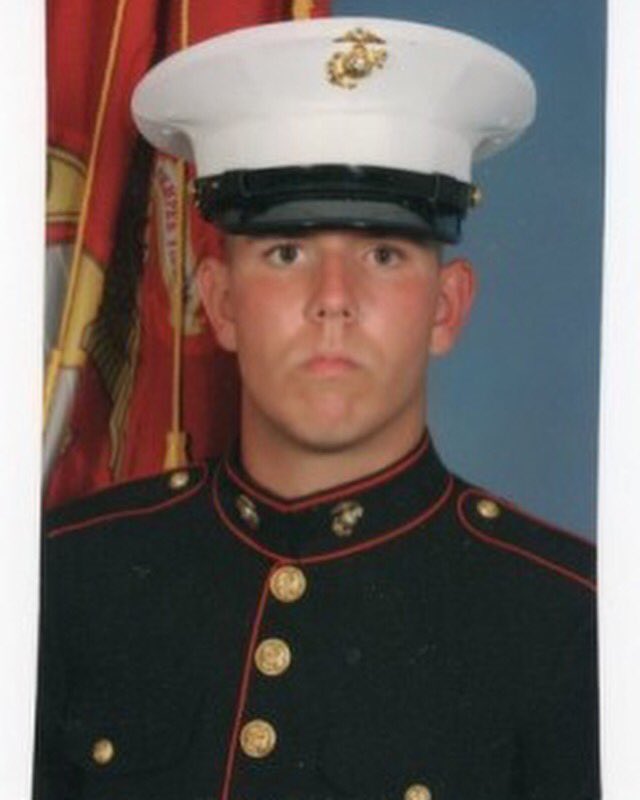 HonoringVets's tweet photo. Let's salute our newest #FallenHERO
#USMC SSG Cardin 
#KIA on 19 MAR 16
#GreaterLoveHasNoMan https://t.co/Bm0KPkFIA2