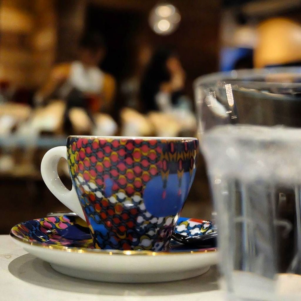 TokyoCoffeeWalk's tweet photo. Cool coffee cups at Sarutahiko Coffee in Omotesando. #tokyo #coffee #cafe #specialtycoffee #thirdwave #thirdwaveco… https://t.co/3pzVV2kvpB