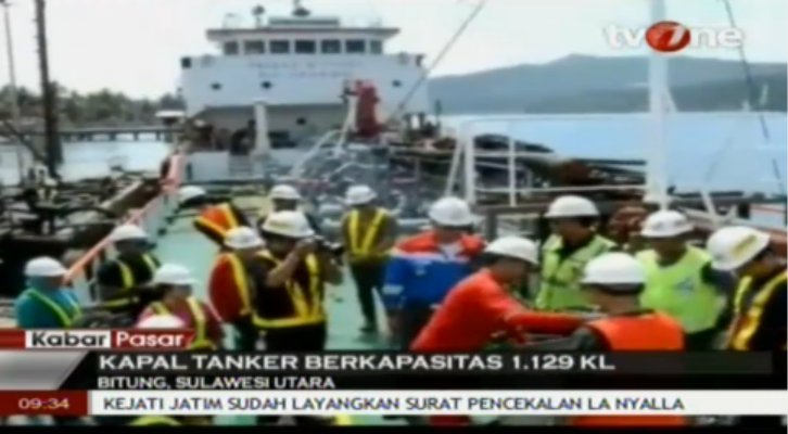 tvOneNews's tweet photo. Terminal BBM Bitung @kabarpasar hanya Di #tvOne https://t.co/1bWYvMds7X https://t.co/XjizkFC7bG