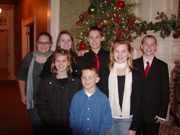 k8e_shields's tweet image. 😂🙈 really missing these guys! #sendbacksunday