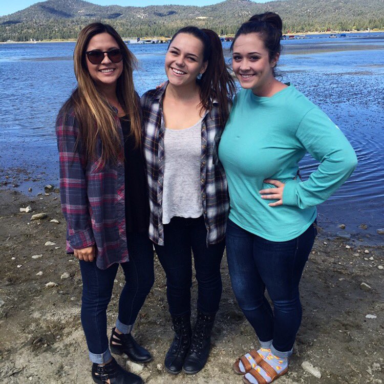 thenameslacie's tweet photo. Happy 1 year to my little ones, y'all keep me going &amp; I couldn't imagine life w/o u lil betches 💘 #csusmaxo https://t.co/WtPHHRYwf6