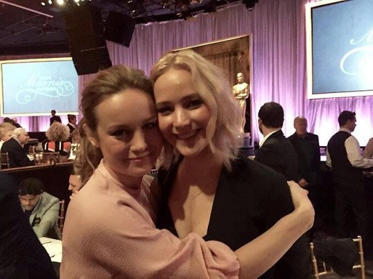 briebeingcute's tweet photo. New photo of Jennifer Lawrence &amp; Brie Larson at the Oscars Nominees Luncheon last month https://t.co/PeGHOtzqsZ