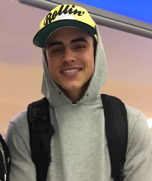 matt (@impcssiblc) on Twitter photo 