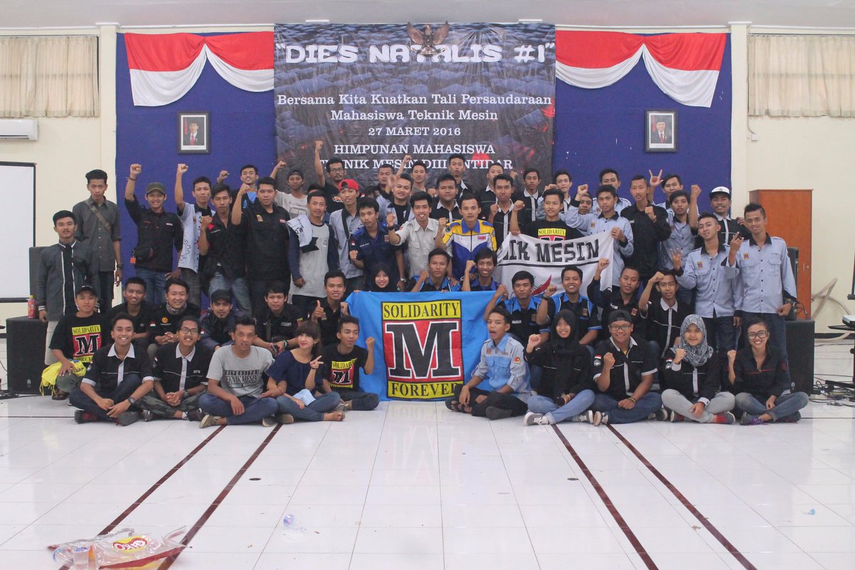 hmtmd3_untidar's tweet photo. Dies Natalis HMTM_D3 UNTIDAR #1, Trima kasih atas kedatangannya. Mesin makin solid #salamsolver #DiesNatalis https://t.co/JWxbEUrHQ0