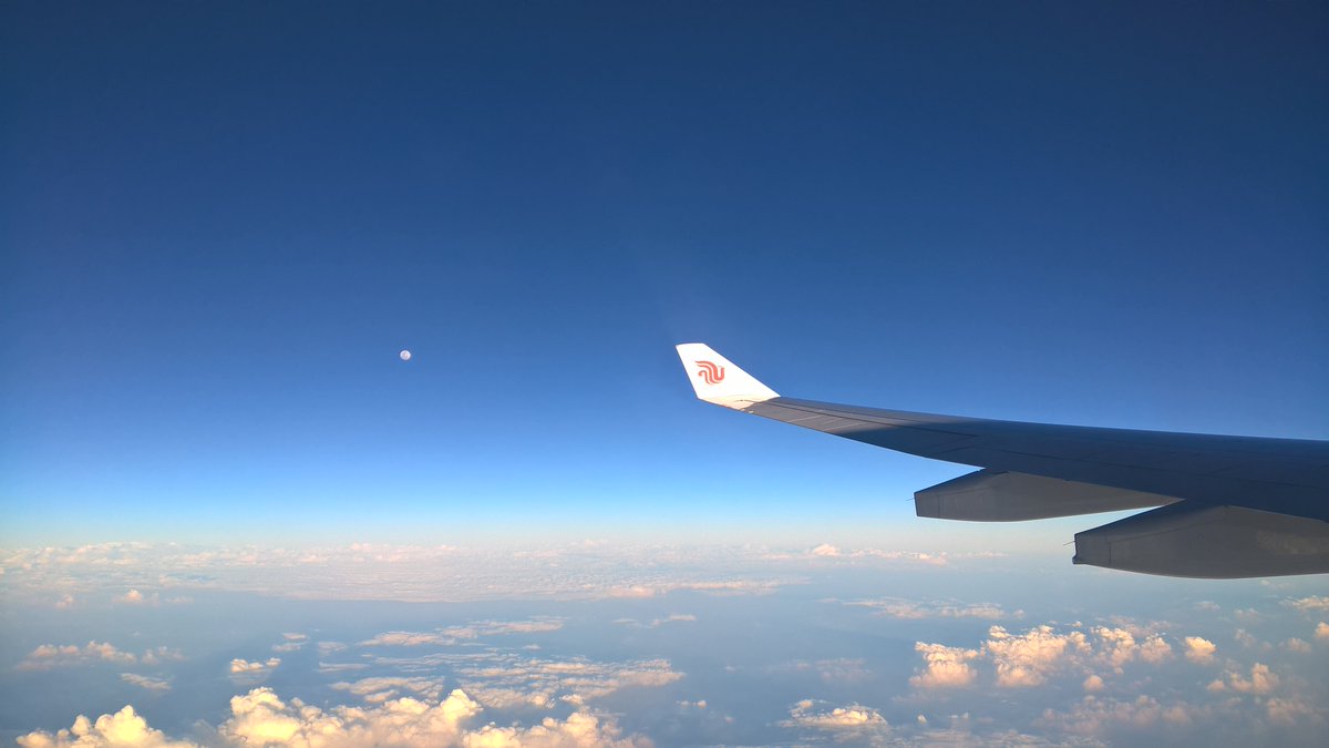 calciumetal's tweet photo. What an amazing view above sky, on CA 969 PEK to SIN. https://t.co/cRc9KLrP58