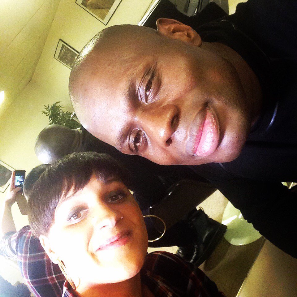 BintilyDiallo's tweet photo. Si tout va bien, exceptionnellement en direct à 12h15, 13h15, 14h15 pour parler de @KeryJames et de son Asso A.C.E.S https://t.co/aGZ8Sploiz