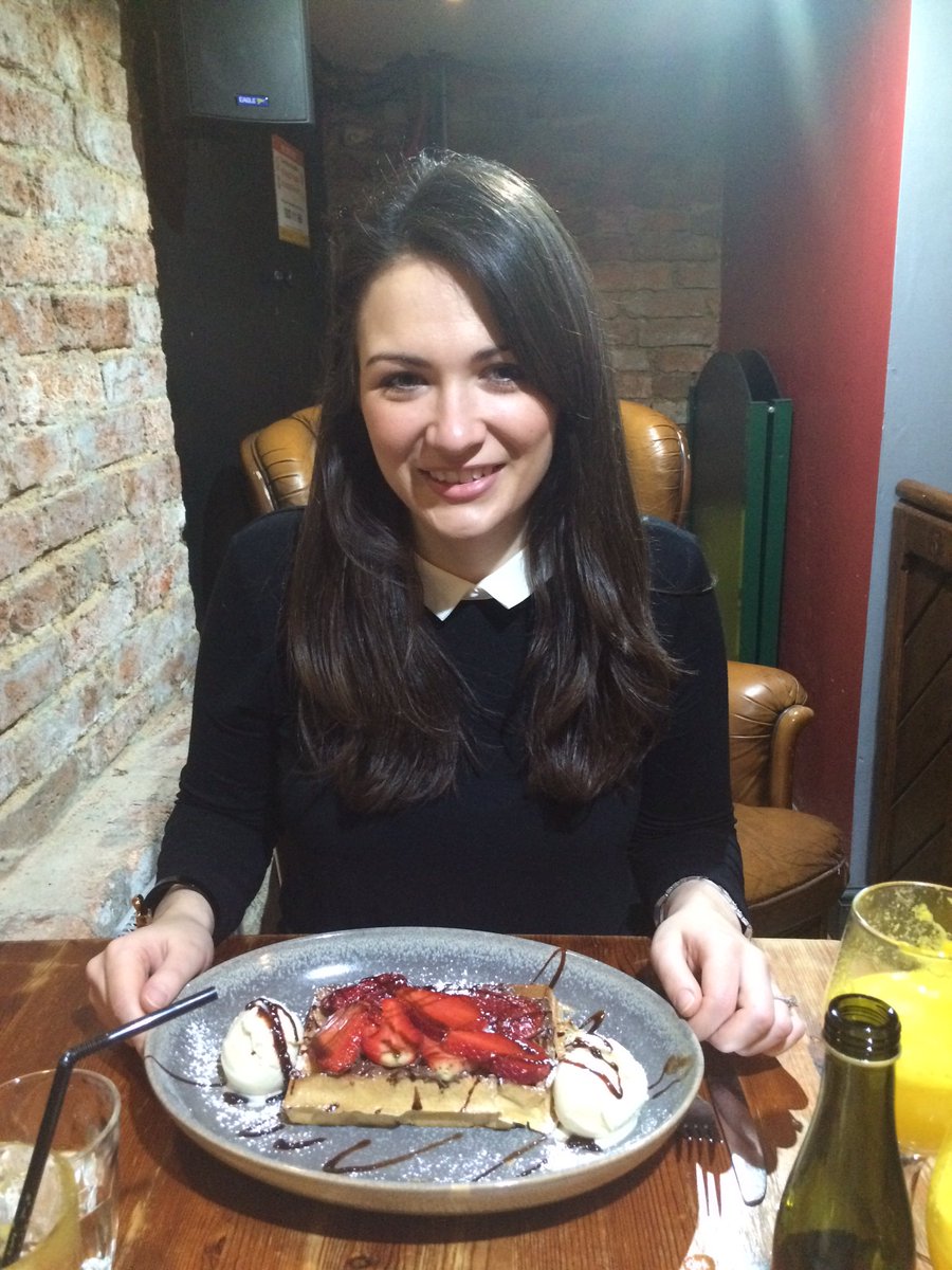 Carly0112's tweet photo. Yesterday, we ate waffles! ππ«π΄ @fionatogher #goodbyelent #hellochocolate https://t.co/iGA538B3AH
