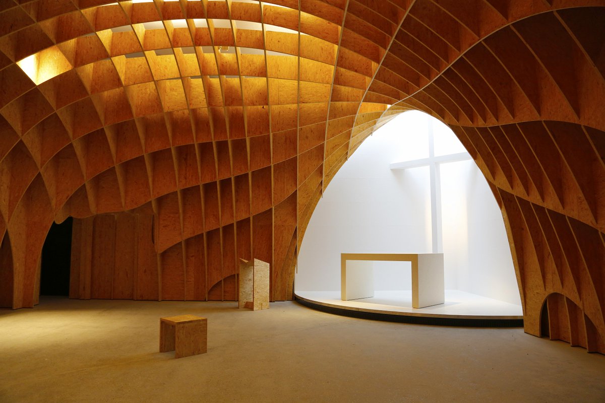 Mapolis_Arch tweet picture