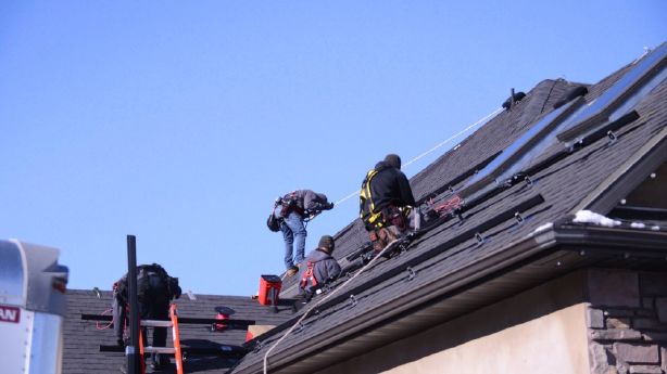 solarimpulse's tweet image. How adding #solar panels to your home really increases its value? #futureisclean ksl.com/?sid=38992526&amp;amp;…