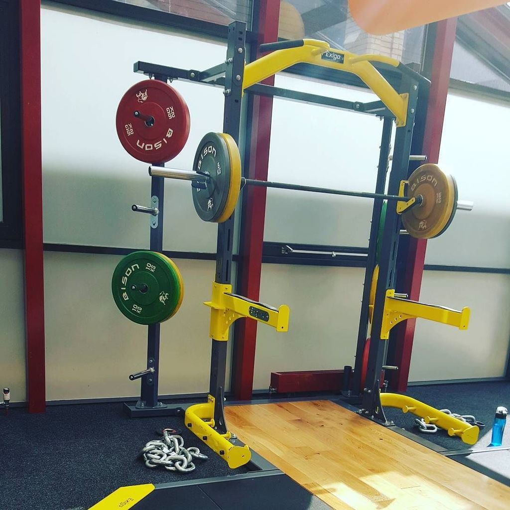 MiltonKeyn_es's tweet photo. @miltonkeyn_es by sam_winstanley #legday #squat #excercise4less #miltonkeynes #squatchallenge #gm #bankholidayweeke… https://t.co/Bn82kiUWDK