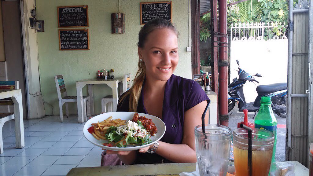 welcome to my homestay in Bali!! see you here at Balangan cafe follow instagram aku untuk more info <a href="/ChelssieX/">Chelssie Baker</a>