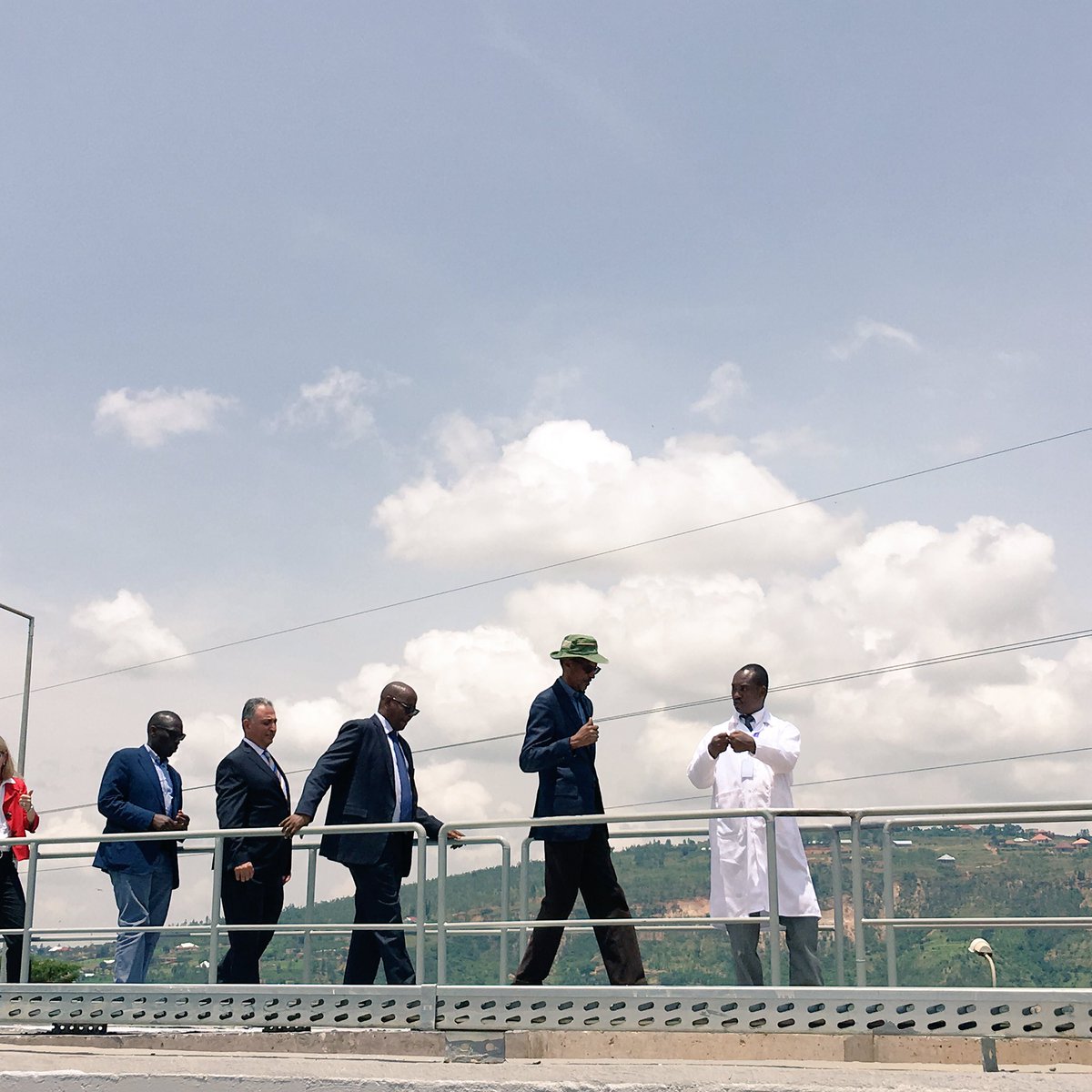 UrugwiroVillage's tweet photo. President #Kagame tours the Nzove Water Plant https://t.co/SSbm1UA7EP