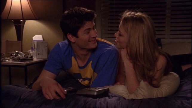 jinynaley's tweet photo. @jinynaley high school naley is so important https://t.co/2IDZ0qEw4o