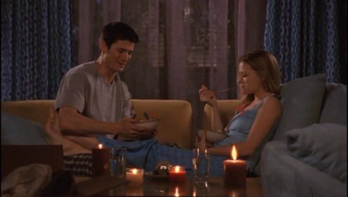 jinynaley's tweet photo. @jinynaley high school naley is so important https://t.co/2IDZ0qEw4o