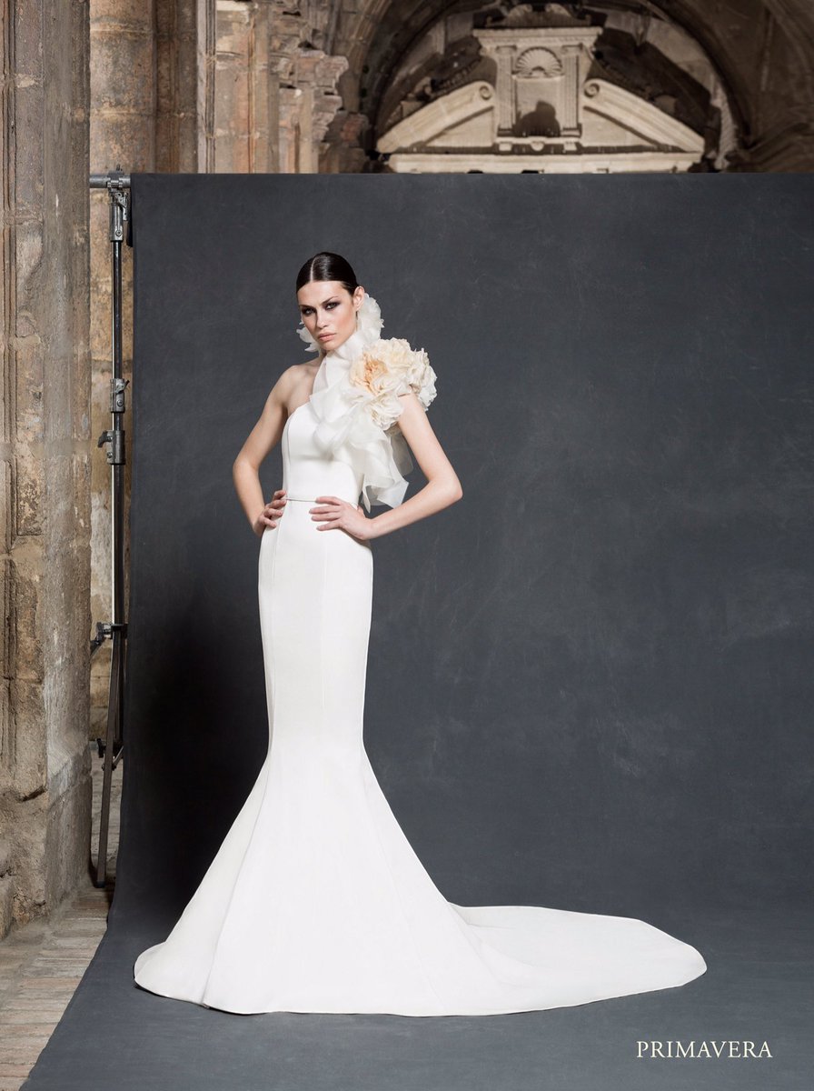 victoria_es_'s tweet photo. PRIMAVERA...en Cuna 51 #noviasVMB #ModeloPrimavera #bridal @vickymberrocal https://t.co/OjdYlka6b7