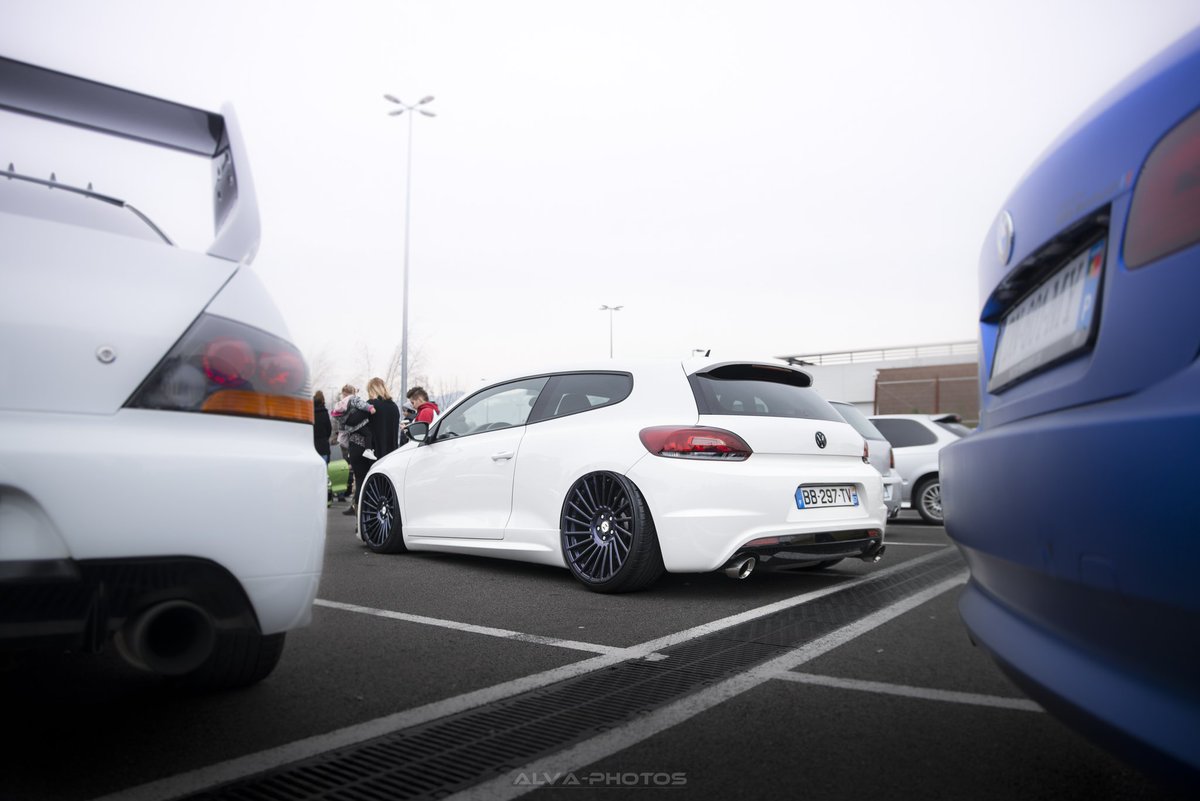 NovedadesMotor1's tweet photo. Planchadisimo este Volkswaguen Scirocco R https://t.co/plPR0YuMbH