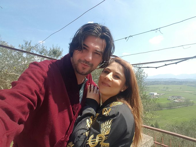 Buona pasqua e pasquetta https://t.co/BVA84i0hB0