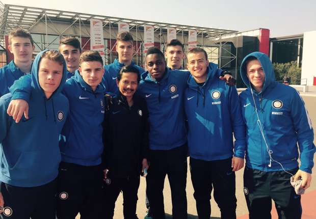 GOAL_ID's tweet photo. FC Internazionale U-18 Melejit Ke Final Bersama Djadjang Nurdjaman https://t.co/WkBlwrIWxW https://t.co/fCl2dq8gAM