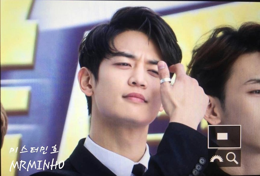 CeoQjLuW8AACaxe.jpg:large