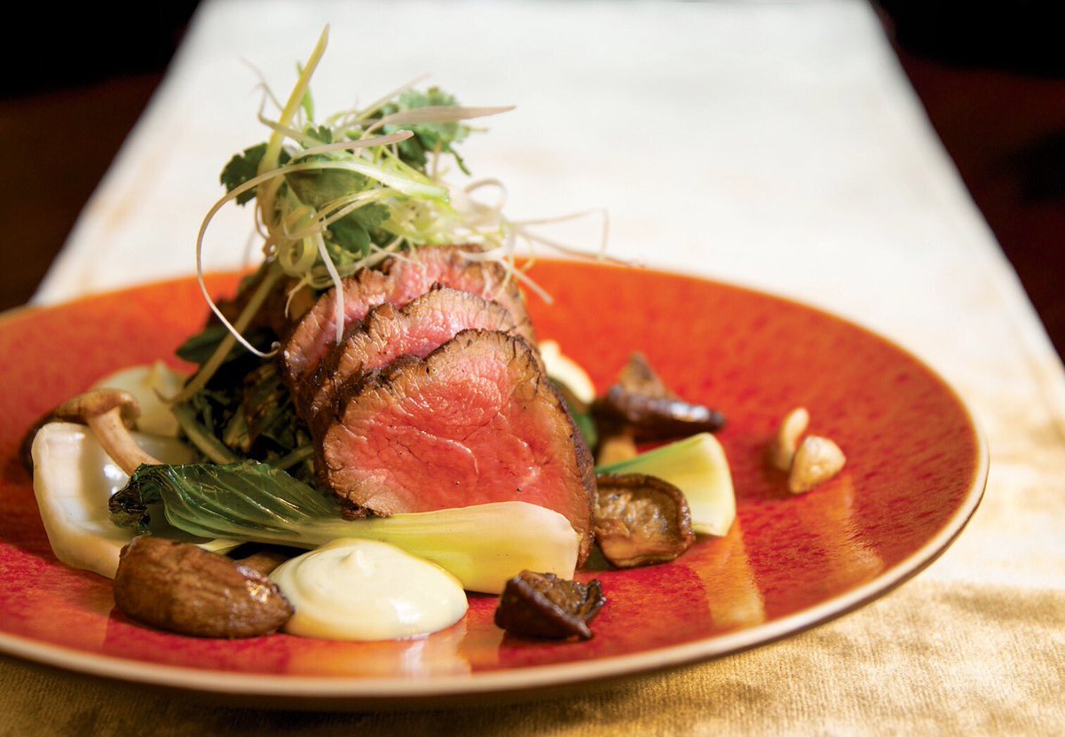 Crave_Concepts's tweet photo. "One cannot think well, love well, sleep well, if one... #FoodPhotography #FoodPorn #steak https://t.co/b5VNVo4TLA https://t.co/0czgSFU0gQ