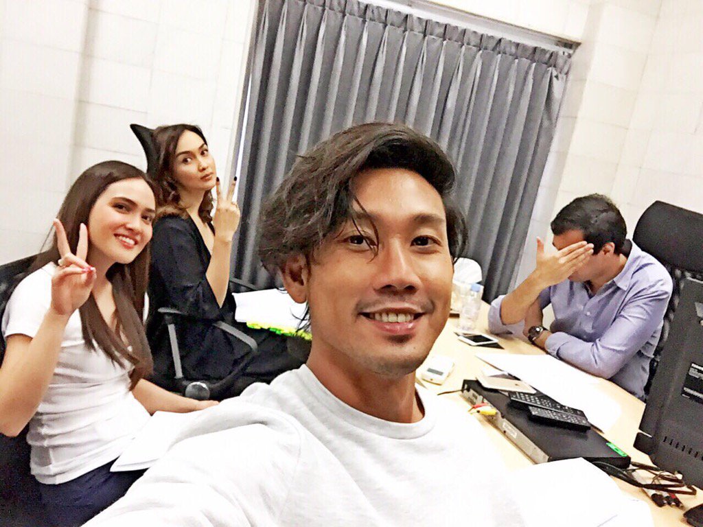 Reading next movie! Wish me luck, guys 😇