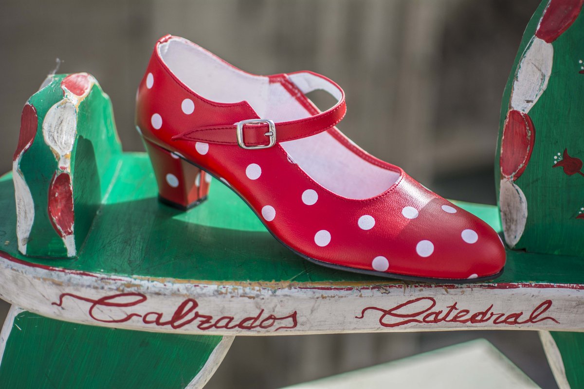 catedralpibe's tweet photo. Con la vista puesta ya en la feria.

Tenemos tacones de flamenca de casi cualquier color que puedas imaginar. https://t.co/vdLIaCjxef