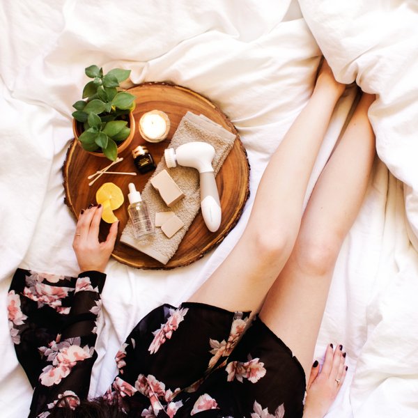 evolveskinreju's tweet image. Few things are quite as relaxing and satisfying as treating your skin right! #skincare #essentials