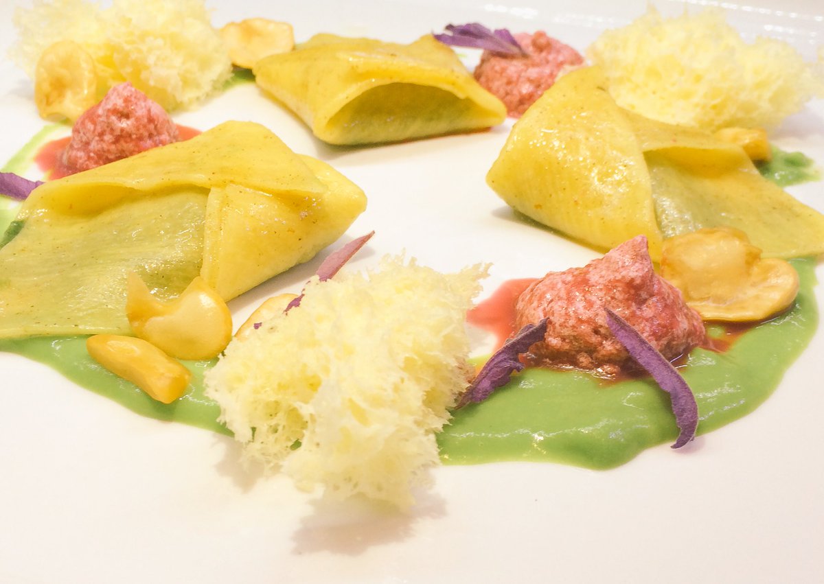 robertochefroma's tweet photo. #tortelli #Roma  tortelli di borragine è primavera https://t.co/PIDmj7uN9a