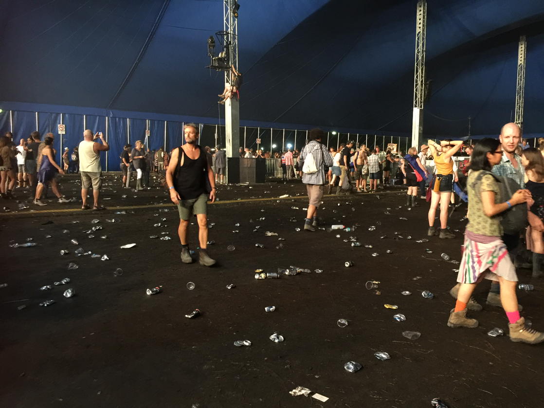 ElloiseFarrowSm's tweet photo. 'Leave nothing but footprints' would be a good moto for #bluesfest https://t.co/RjLuycGN0C