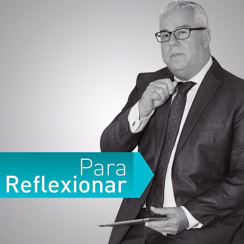 Arnoldolinares's tweet photo. Estaba pensando, ¿qué podríamos cambiar de nosotros para mejorar o reconstruir al país? https://t.co/V6bQROPYRn