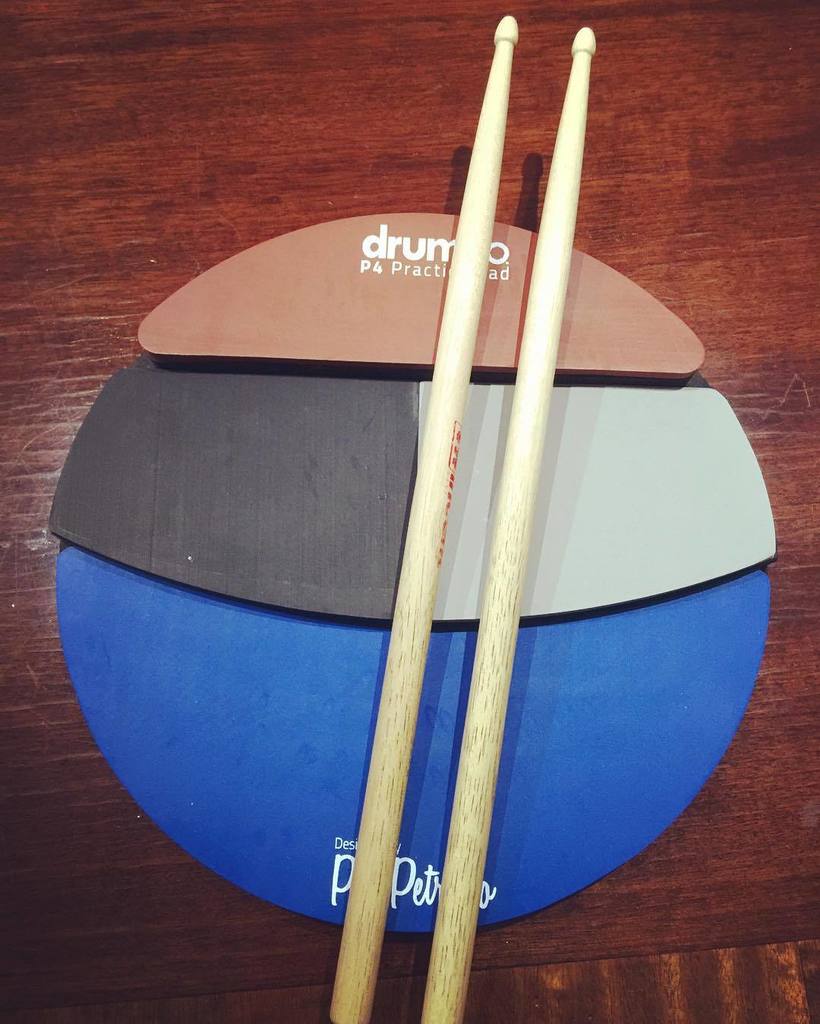malaco_es's tweet photo. Después de 2 meses ya tengo mi P4 de @drumeoofficial 💪🏿🙌🏿🎼🎶 #iLoveMyDrumeoP4PracticePad #p4practicepad https://t.co/wxM0rdSCDj