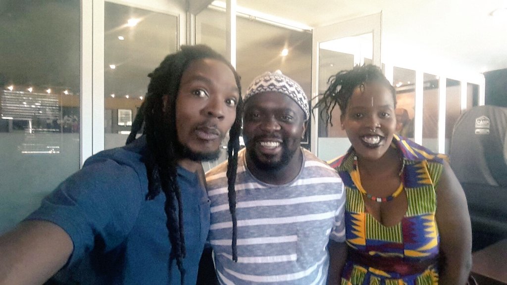 WordNSound's tweet photo. We see @mandidee and @Afurakan are heaving a blast on the #MelodySet. A short film produced by @Kabomo.
#PoetryWins https://t.co/rQSc8C87RH